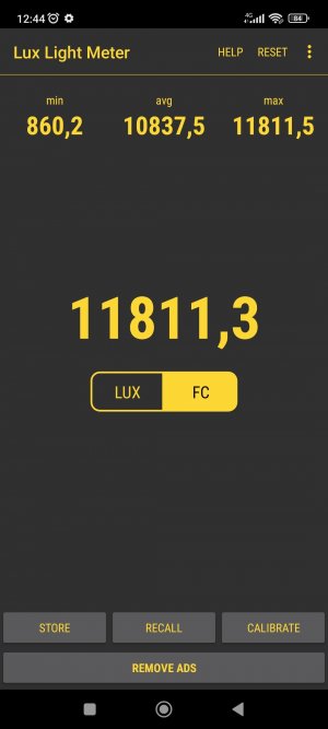 Screenshot_2022-12-21-12-44-54-729_com.doggoapps.luxlight.jpg